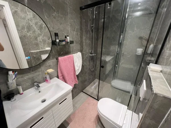 Tirane, jepet me qera apartament 2+1+Ballkon Kati 6, 100 m² 850 € (JEPET ME QERA APARTAMENT 2+1 NE DON BOSKO)