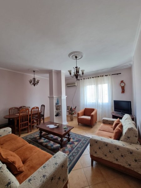 Tirane, jepet me qera apartament 2+1 Kati 5, 86 m² 600 € 
