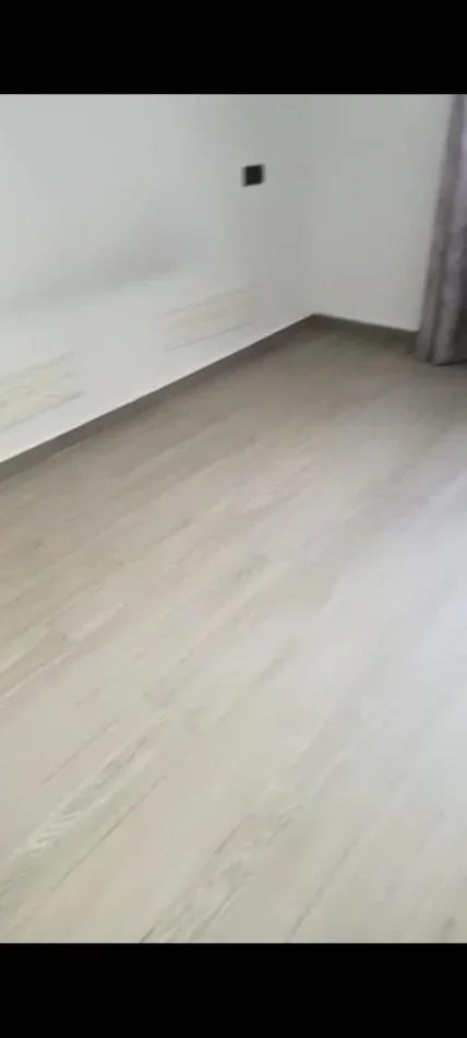 Tirane, shitet apartament 1+1 Kati 1, 67 m² 68.000 € (Rruga Haki Stermilli)