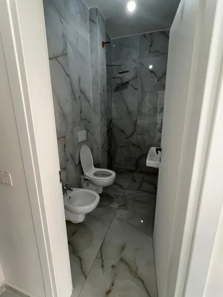 Vlore, shes apartament 1+1+Aneks+Ballkon Kati 3, 41 m² 110.000 € (Radhime)