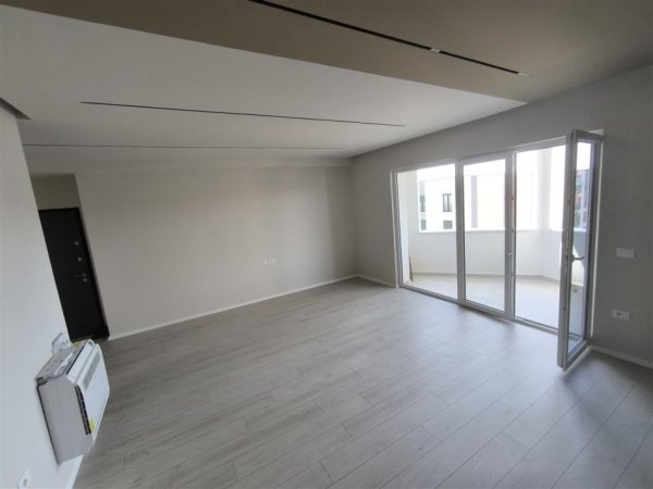 Tirane, jepet me qera zyre Kati 7, 98 m² 450 € (Fusha e Aviacionit)