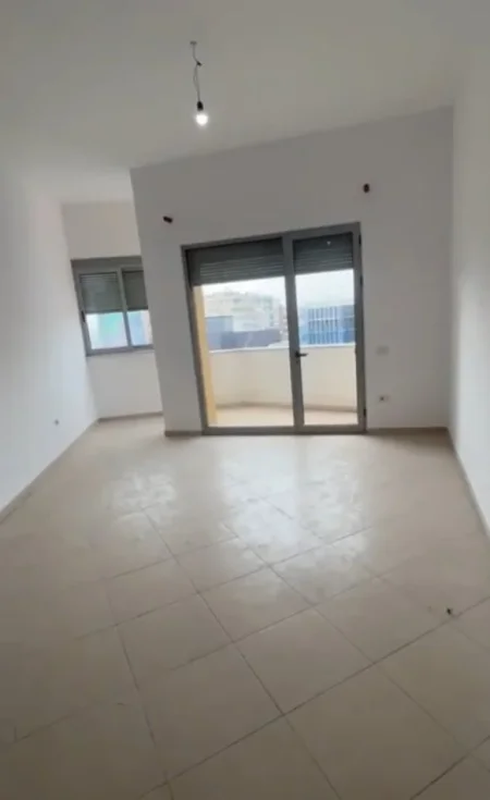 Tirane, shes apartament 2+1+Ballkon Kati 7, 117 m² 292.500 € (Qemal Stafa)