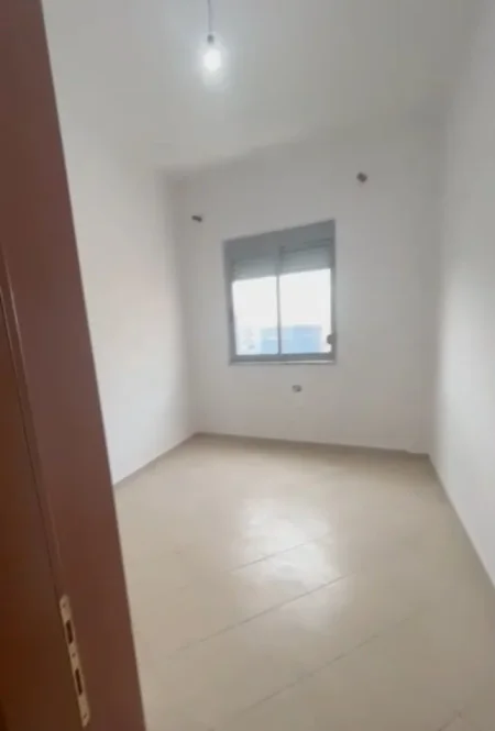 Tirane, shes apartament 2+1+Ballkon Kati 7, 117 m² 292.500 € (Qemal Stafa)