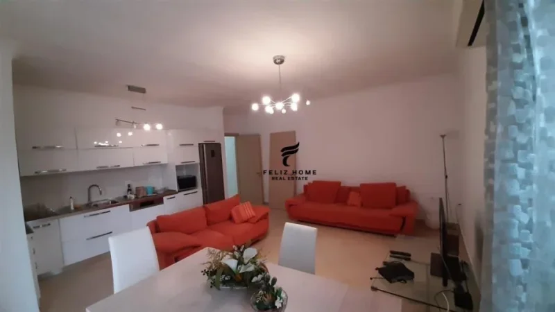 Tirane, jepet me qera apartament 2+1 Kati 4, 110 m² 650 € (QYTET STUDENTI)