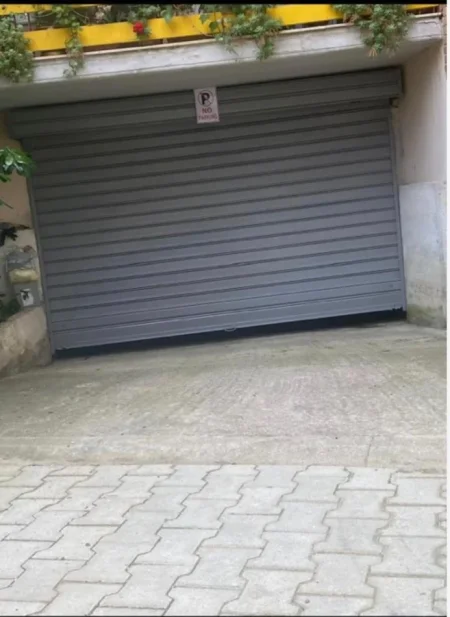 Durres, jepet me qera apartament 2+1+Ballkon Kati 4, 90 m² 550 € (Golem, Kompleksi Fafa)