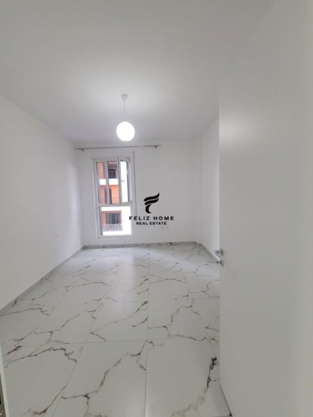 Tirane, jepet me qera zyre Kati 2, 102 m² 600 € (DON BOSKO)