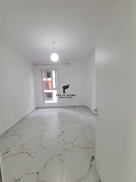 Tirane, jepet me qera zyre Kati 2, 102 m² 600 € (DON BOSKO)