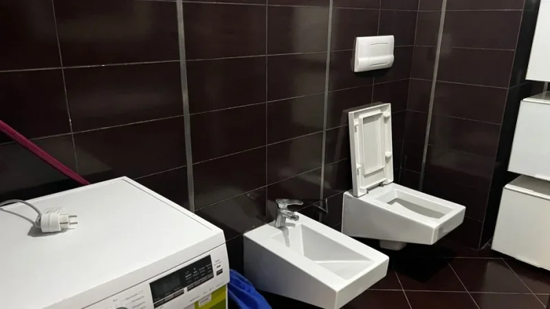 Tirane, jepet me qera apartament 2+1+Ballkon Kati 3, 97 m² 750 € (SHESHI WILLSON)