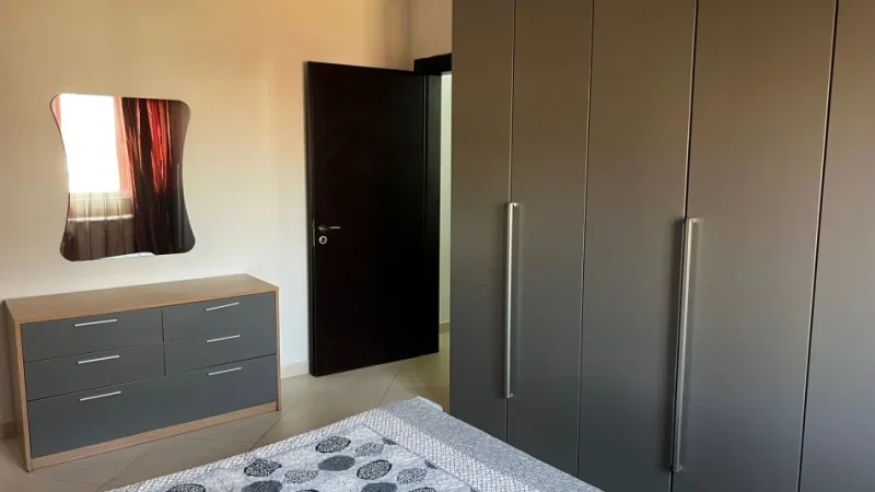 Tirane, jepet me qera apartament 2+1+Ballkon Kati 3, 97 m² 750 € (SHESHI WILLSON)