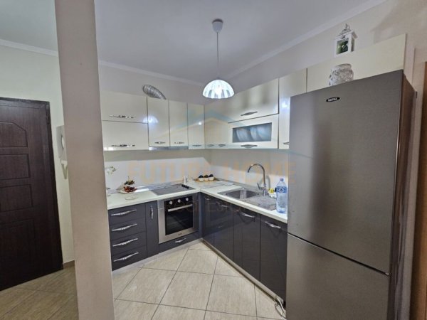 Durres, shitet apartament Kati 5, 98 m² 125.000 € (Plazh , Durres)