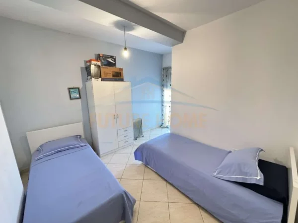 Tirane, shitet apartament 2+1+Aneks+Ballkon Kati 3, 98 m² 129.000 € (unaza e re)