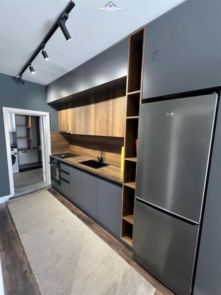 Tirane, jepet me qera Vile 1+1 Kati 1, 70 m² 550 € (don bosko)