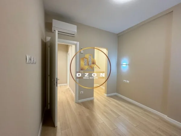 Tek Tirana Garden Building Ofrohet Apartament 1+1 për Qira!