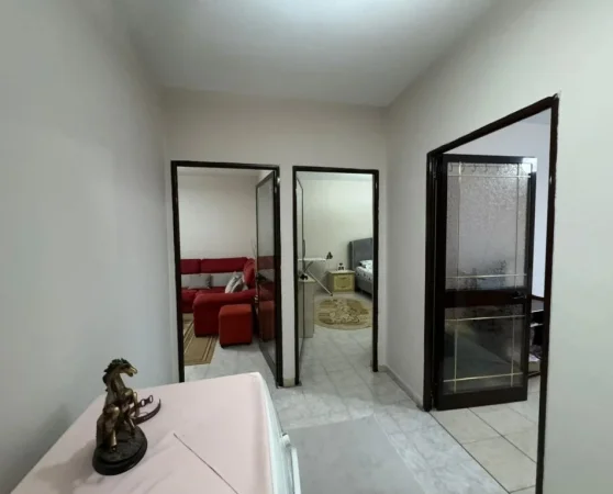 Tirane, shitet apartament 2+1 , 71 m² 93.000 € (Oxhaku)
