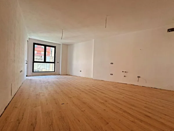 Tirane, shitet apartament 2+1 , 116 m² 178.600 € (Kopshti Zoologjik)