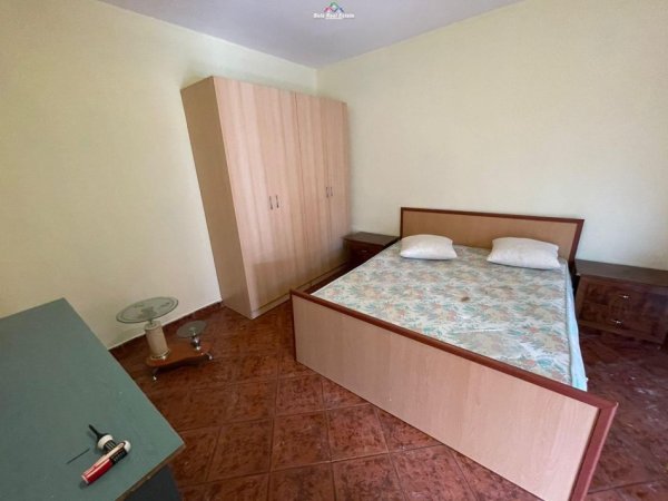 Tirane, jepet me qera Vile 2+1 Kati 2, 110 m² 400 € (5 maji)