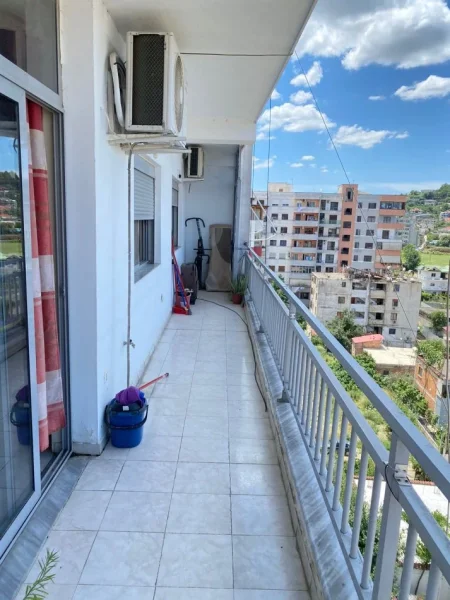 Tirane, jepet me qera apartament 2+1+Ballkon Kati 7, 80 m² 40.000 € (astir)