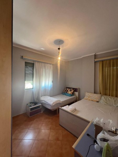 Durres, shitet apartament 1+1 Kati 4, 57 m² 52.000 € (pran resortit FAFA)