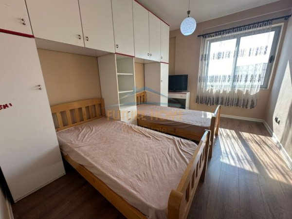 Tirane, jap me qera apartament 2+1 Kati 10, 83 m² 450 € (Rruga Teodor Keko)