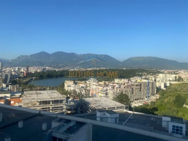 Tirane, jap me qera apartament 2+1+Ballkon Kati 2, 108 m² 750 € (Kopshtit Botanik, prane Xhamise)