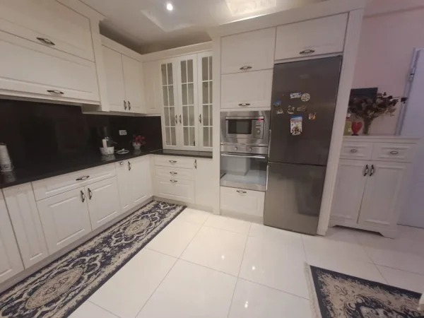 Tirane, Apartament 2+1 per shitje ose per qira  Kati 3, 108 m²  ( Kodra e Diellit )