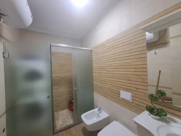 Tirane, Apartament 2+1 per shitje ose per qira  Kati 3, 108 m²  ( Kodra e Diellit )
