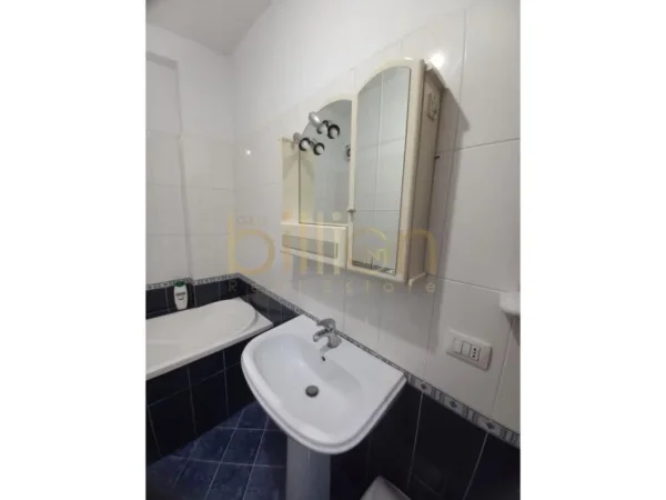 Tirane, shitet garsonier Kati 2, 182.400 € (RRUGA E DURRESIT, Tirana, Albania)