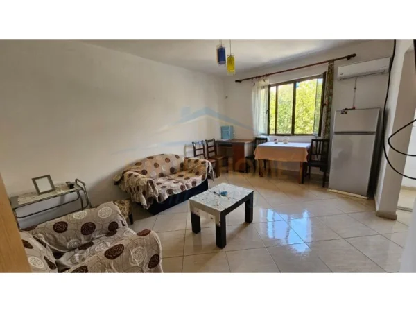 Tirane, jepet me qera apartament 1+1 Kati 3, 66 m² 400€ (ALI DEM)