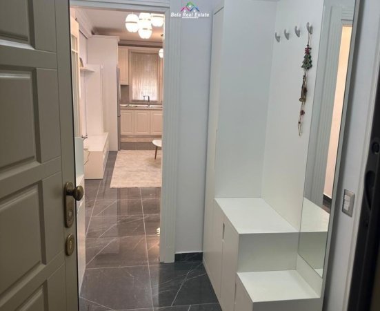 Tirane, jepet me qera apartament 2+1 Kati 2, 90 m² 500 € (astir)