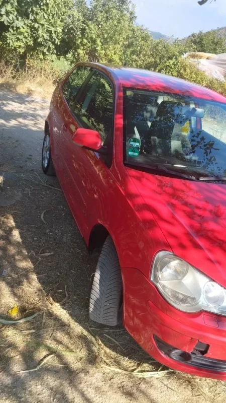 Berat, shes makine Volkswagen polo Benzin, e kuqe manuale Kondicioner 28.887 km 1.500 €