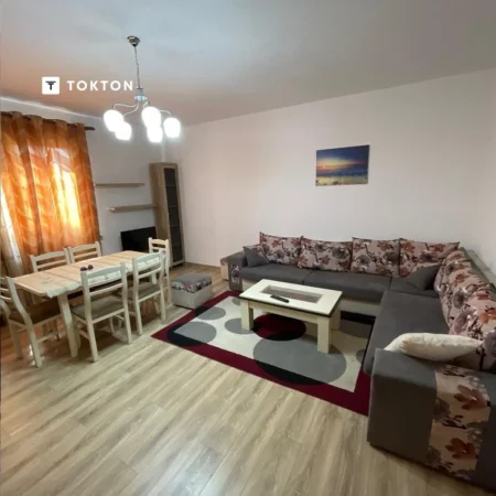 Tirane, jepet me qera apartament Kati 7, 115 m² 700 € (zogu i zi)