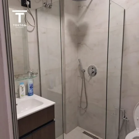 Tirane, shitet garsonier 1+1 Kati 2, 93 m² 182.400 € (rr durrsit)