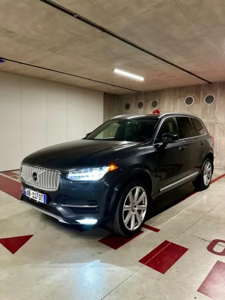 Fier, shes Volvo XC90 2.0 Benzin, gri e erret automatik Klima 193.000 km