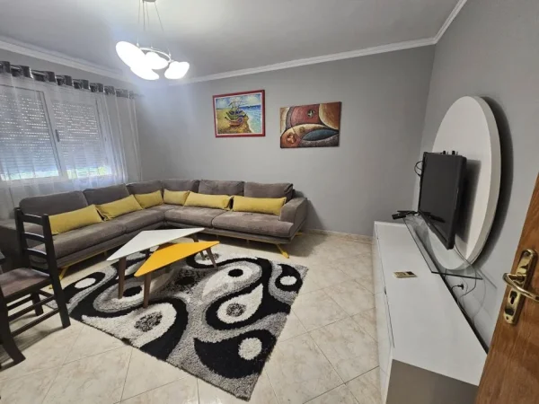 Tirane, shitet apartament 2+1 Kati 4, 101.000 € (Te Oxhaku)