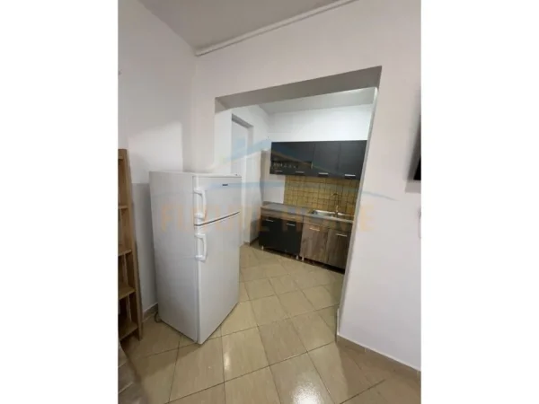 Tirane, jepet me qera apartament 1+1 Kati 5, 64 m² 500 € 