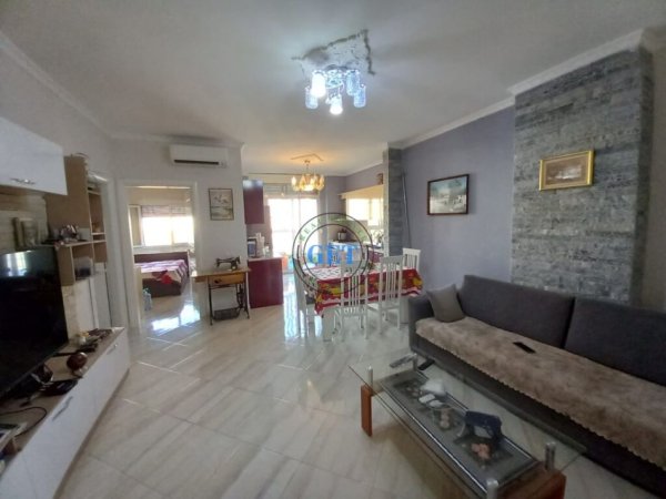 shitet apartament 2+1+Ballkon Kati 11, 102 m² 110.000 € (Stacioni Trenit Durres)