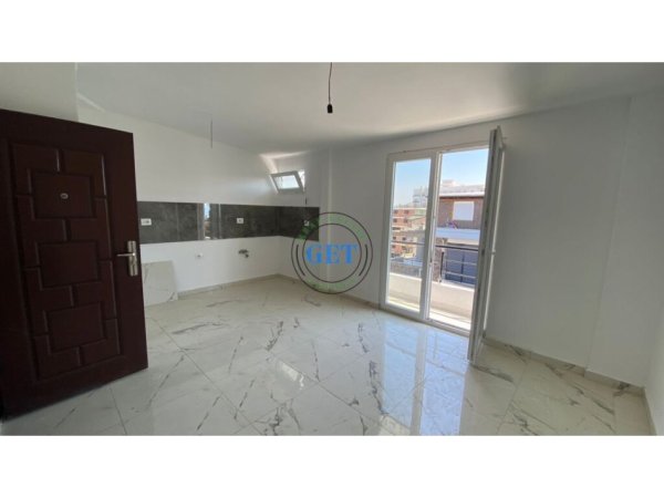 Durres, shitet apartament 2+1+Ballkon Kati 5, 70 m² 105.000 € (Golem Durres)