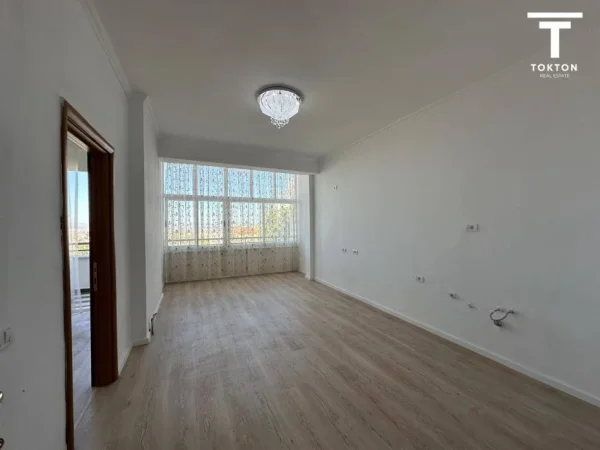 Tirane, shitet apartament 1+1 Kati 1, 60 m² 69.700 € (Fresku) TT 977