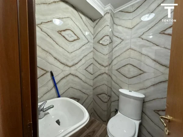 Tirane, shitet apartament 1+1 Kati 1, 60 m² 69.700 € (Fresku) TT 977