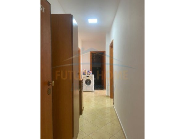 Tirane, jepet me qera apartament 2+1 Kati 5, 106 m² 600 € (rruga Don Bosko)