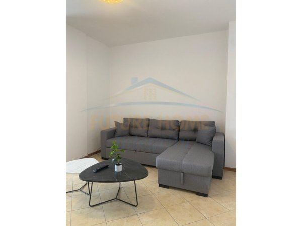 Tirane, jepet me qera apartament 2+1 Kati 5, 106 m² 600 € (rruga Don Bosko)