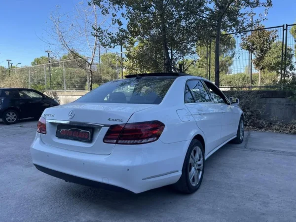 Tirane, shes makine MERCEDES E250 CDI 4 MATIC Nafte, e bardhë automatik Klima 163.000 km 12.900 €