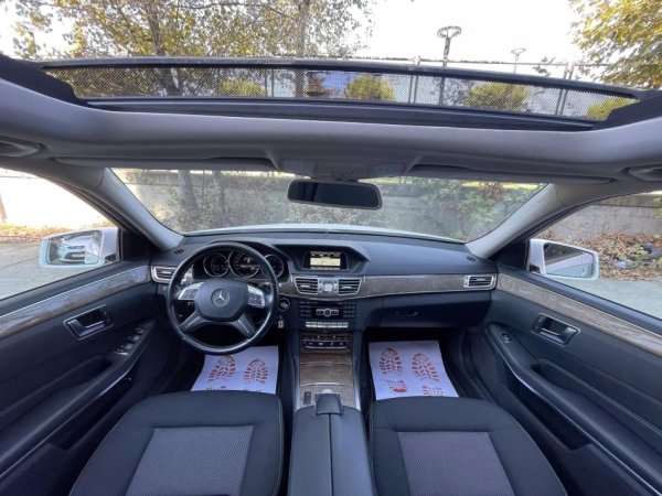 Tirane, shes makine MERCEDES E250 CDI 4 MATIC Nafte, e bardhë automatik Klima 163.000 km 12.900 €