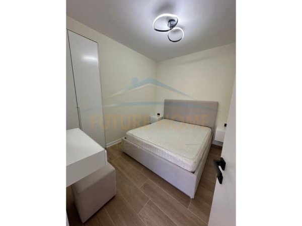 Tirane, jepet me qera apartament 1+1 Kati 5, 65 m² 800 € (Rruga e Durresit)
