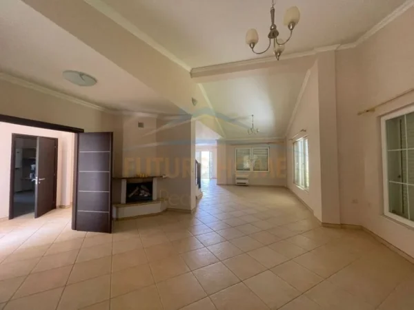 jepet me qera Vile 3 Katshe Kati 0, 669 m² 4.000 € (AKACIA HILLS)
