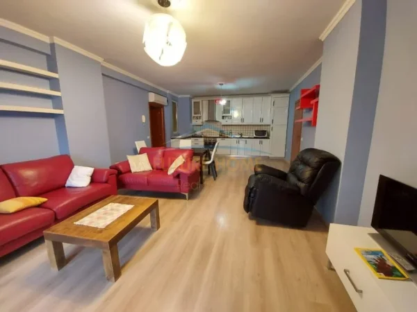 Tirane, shitet apartament 2+1+Aneks+Ballkon Kati 2, 165 m² (RRUGA E BOGDANEVE)