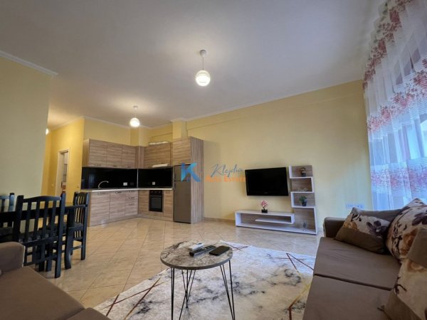 Tirane, shitet apartament 1+1 Kati 4, 58 m² 75.000 € (Kthesa e Kamzes)