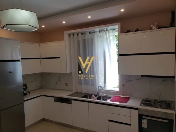 Tirane, shitet Vile 3 Katshe Kati 0, 535 m² 320.000 € (KASHAR)