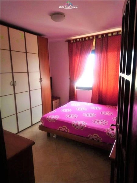 Tirane, jepet me qera apartament 2+1 Kati 8, 80 m² 600 € (QENDER)