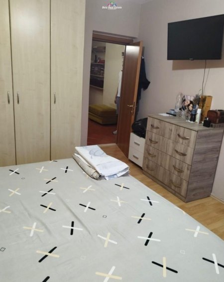 Tirane, jepet me qera apartament 1+1+Ballkon Kati 5, 60 m² 450 € (STACIONI I TRENIT)